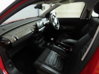 /photos/10983/8e2a586d-3422-f597-16d2-e3d12a6708fd_i320x240.jpg