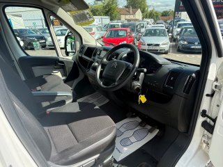 /photos/10983/c7e8bf92-17e9-f2e7-8746-671ad6a1f6e2_i320x240.jpg