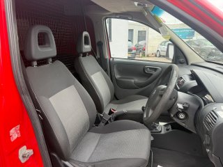 /photos/10983/d4caf38b-5575-409a-d17a-0f5f238bb34f_i320x240.jpg